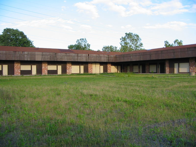 Brownstown Strip Mall (Built but Never Opened) - June 2002 Photo